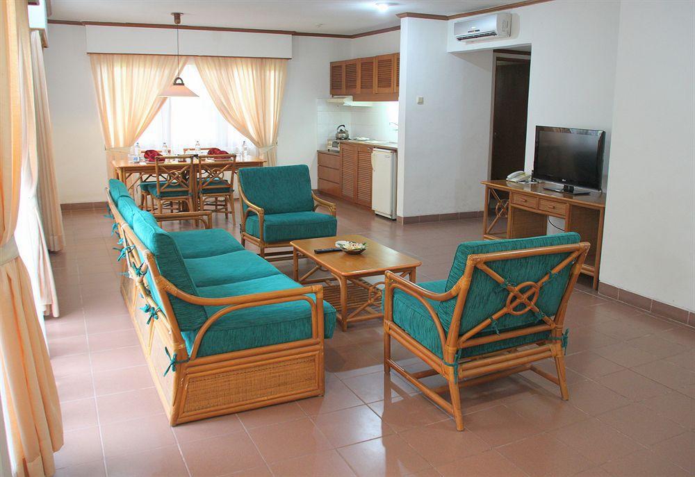 Plagoo Holiday Hotel Нуса-Дуа Екстер'єр фото